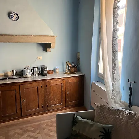 Residenza Dei Medici Palace Roberto Διαμέρισμα *